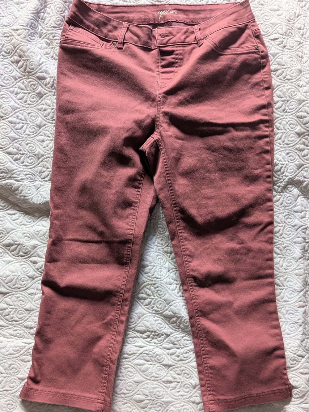 Size 10, EUC, UP! Pull On Tummy Control Cropped Capri Pants Mauve Rose Pink